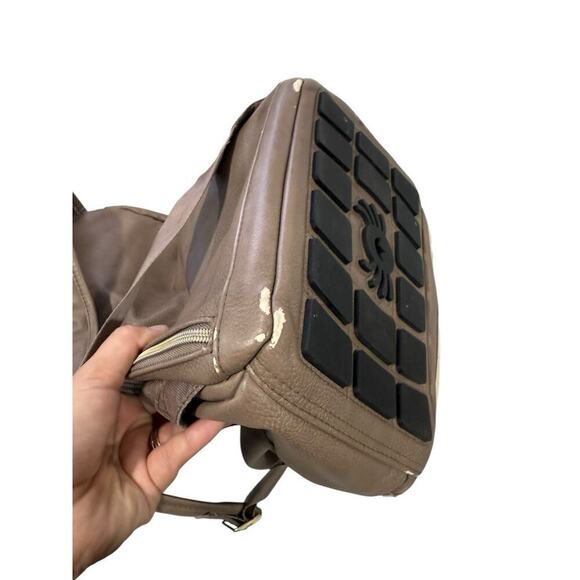 Itzy Ritzy Boss Plus Diaper Bag Vanilla Latte Faux Leather READ main image 10